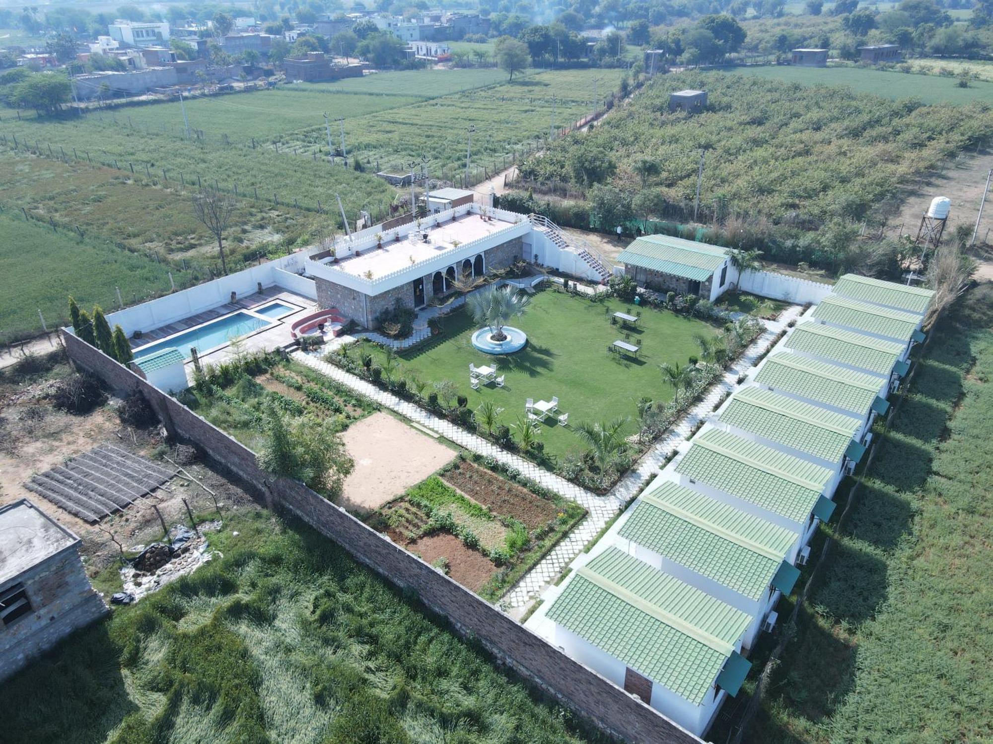 The Castle Crown - Hem Vilas Resort Ranthambhore Sawai Madhopur Exterior foto